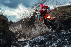 开云 官网 入口-世界杯中国女足晋级 球迷齐声喝彩，中国队女足世界杯